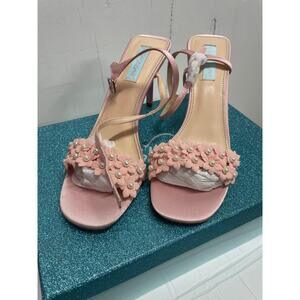 Betsy Johnson SB-SNOW Heels With Flowers New In Box Petal Pink size 9.5